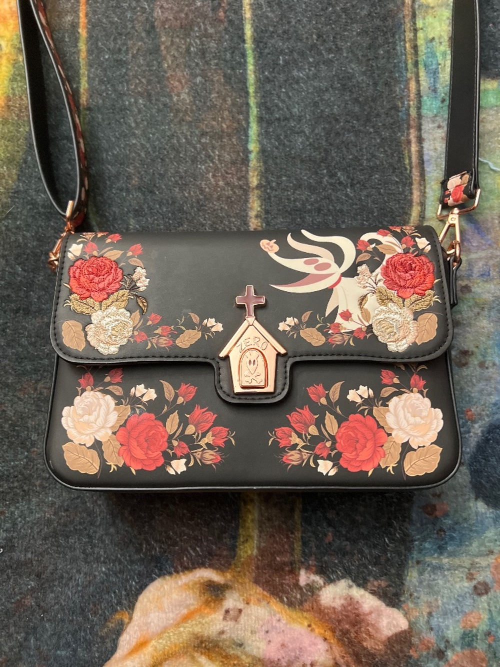 Zero crossbody bag